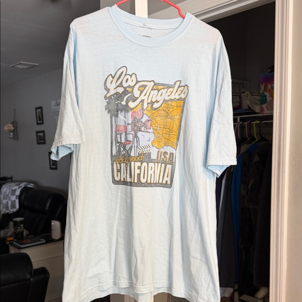 Men’s XXL Los Angeles California Graphic Tee - Light Blue